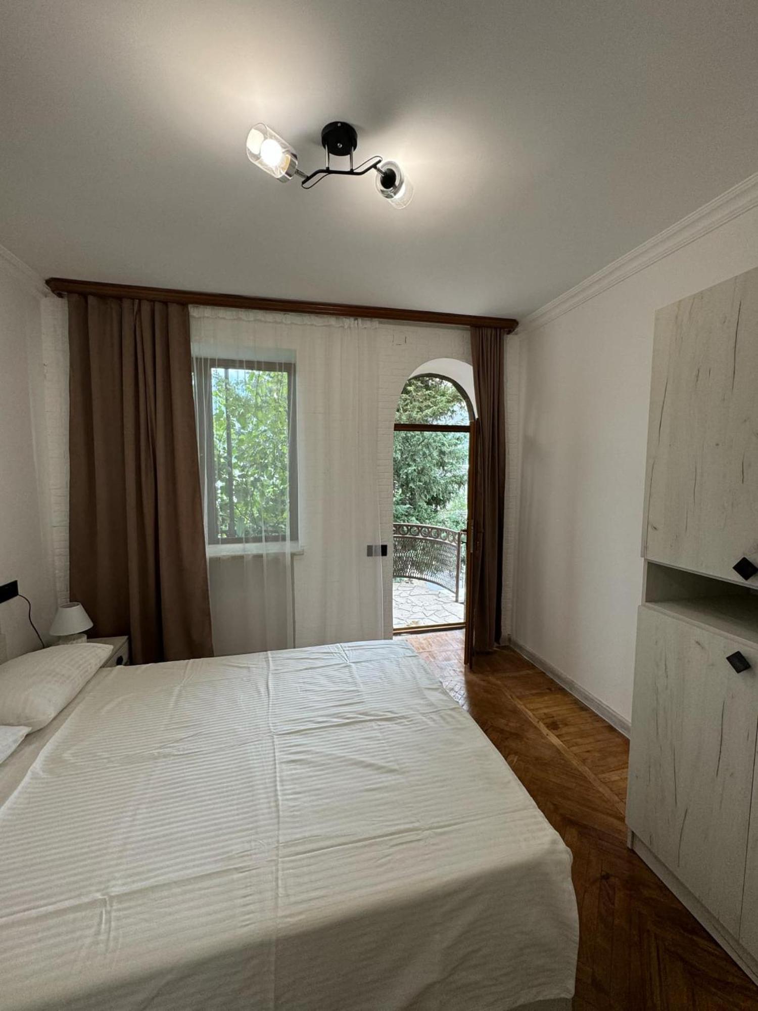 איג'באן Elegaya Guest House מראה חיצוני תמונה
