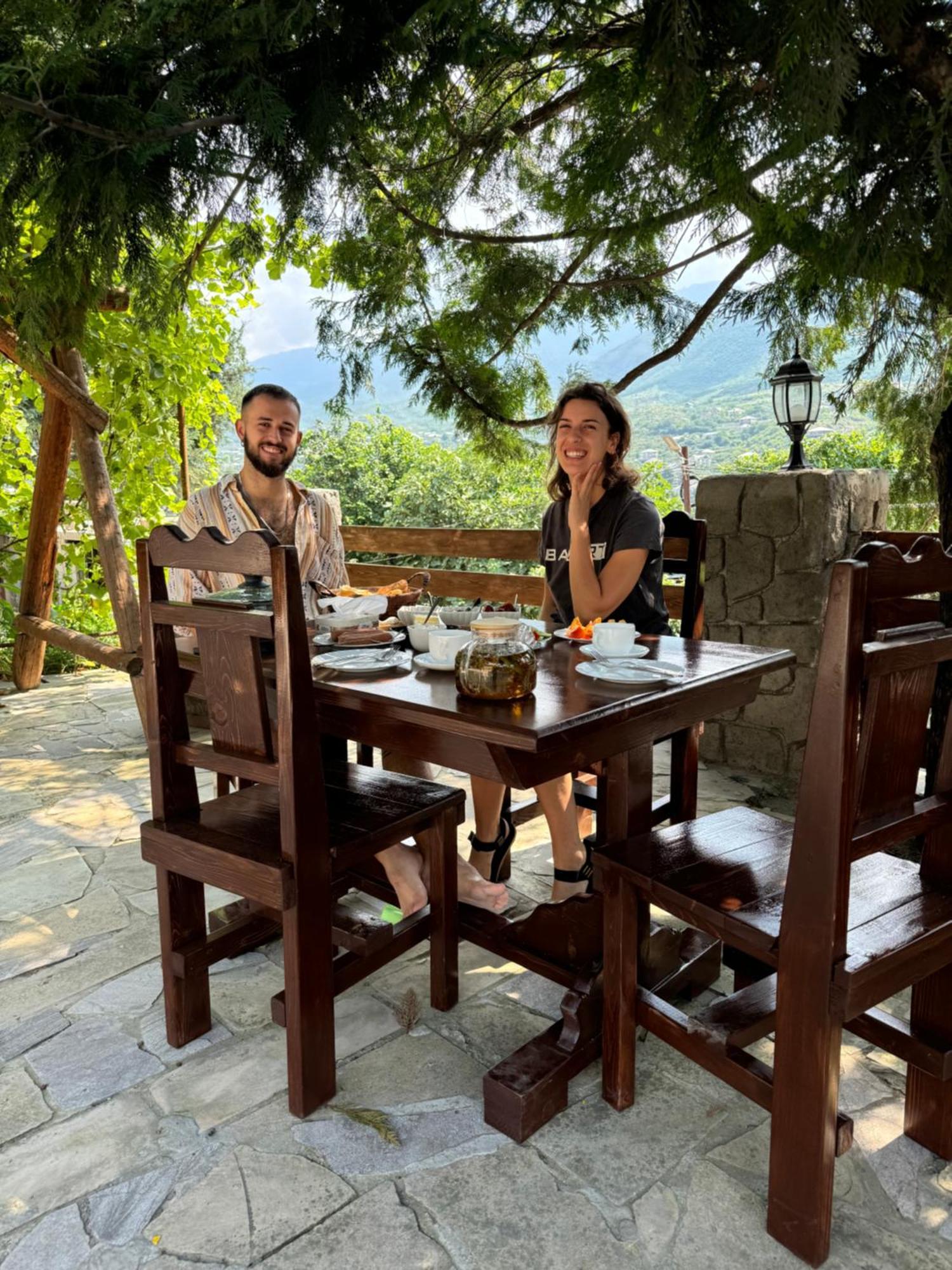 איג'באן Elegaya Guest House מראה חיצוני תמונה